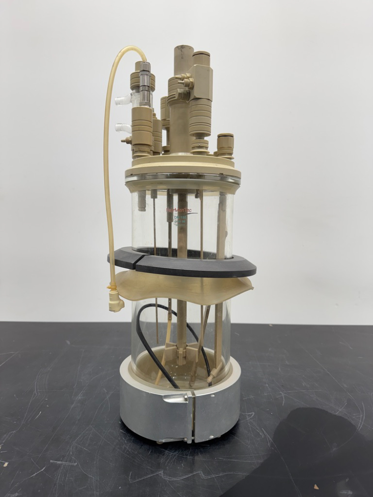 Image of FairMenTec DN150 Glass Bioreactor Fermenter Vessel Bench Top Reactor